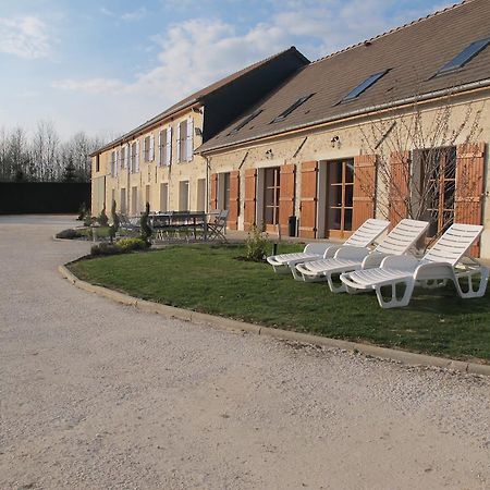 Au Domelia Provinois Hotel Cerneux Esterno foto