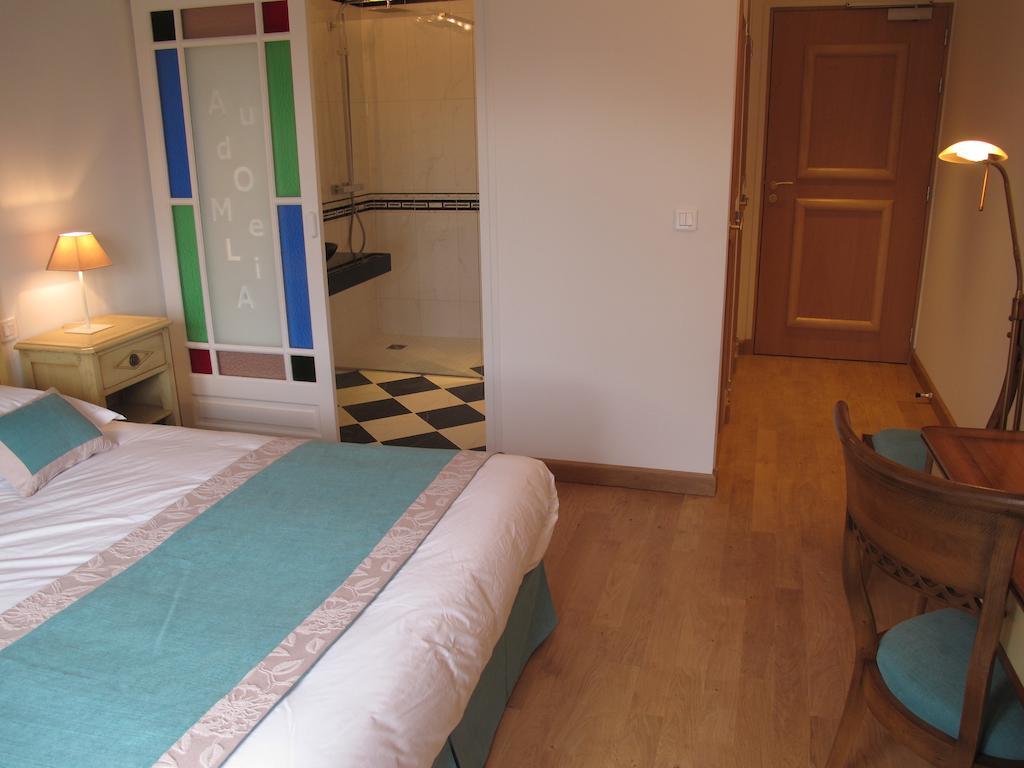 Au Domelia Provinois Hotel Cerneux Camera foto